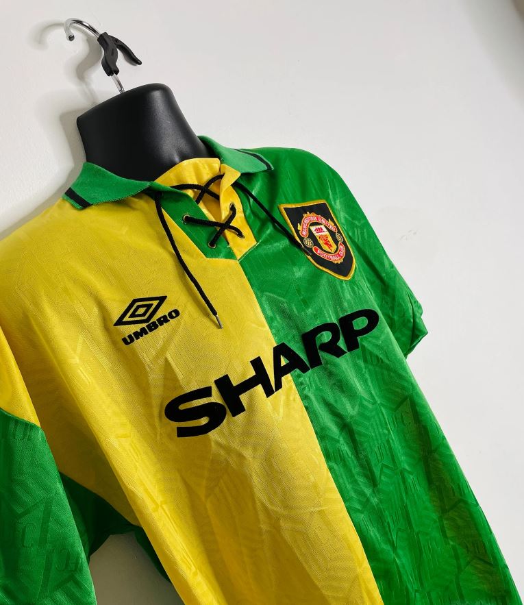 Maillot Manchester United Vert & Or 1992 Vintage – Eric Cantona #7